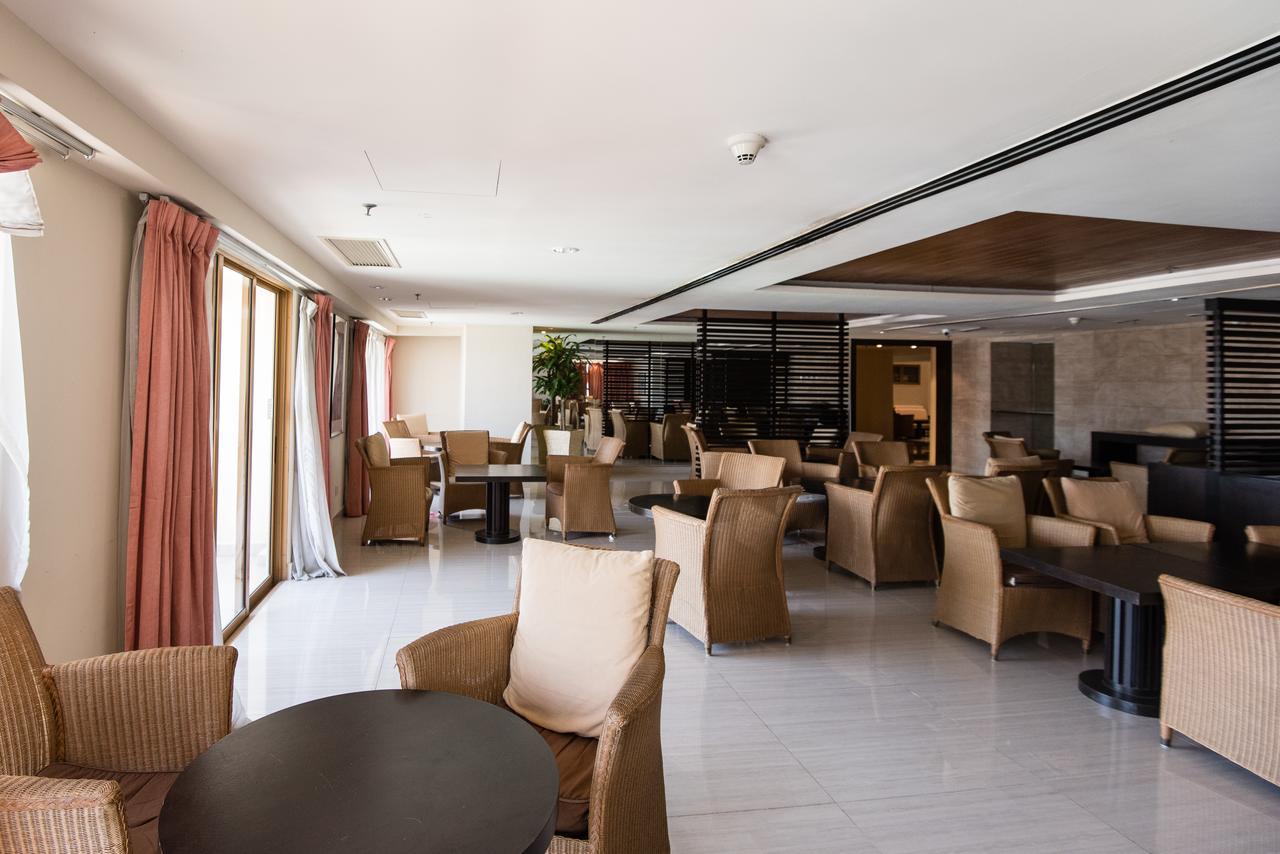 W Studio Resort Suites Petaling Dzsaja Kültér fotó