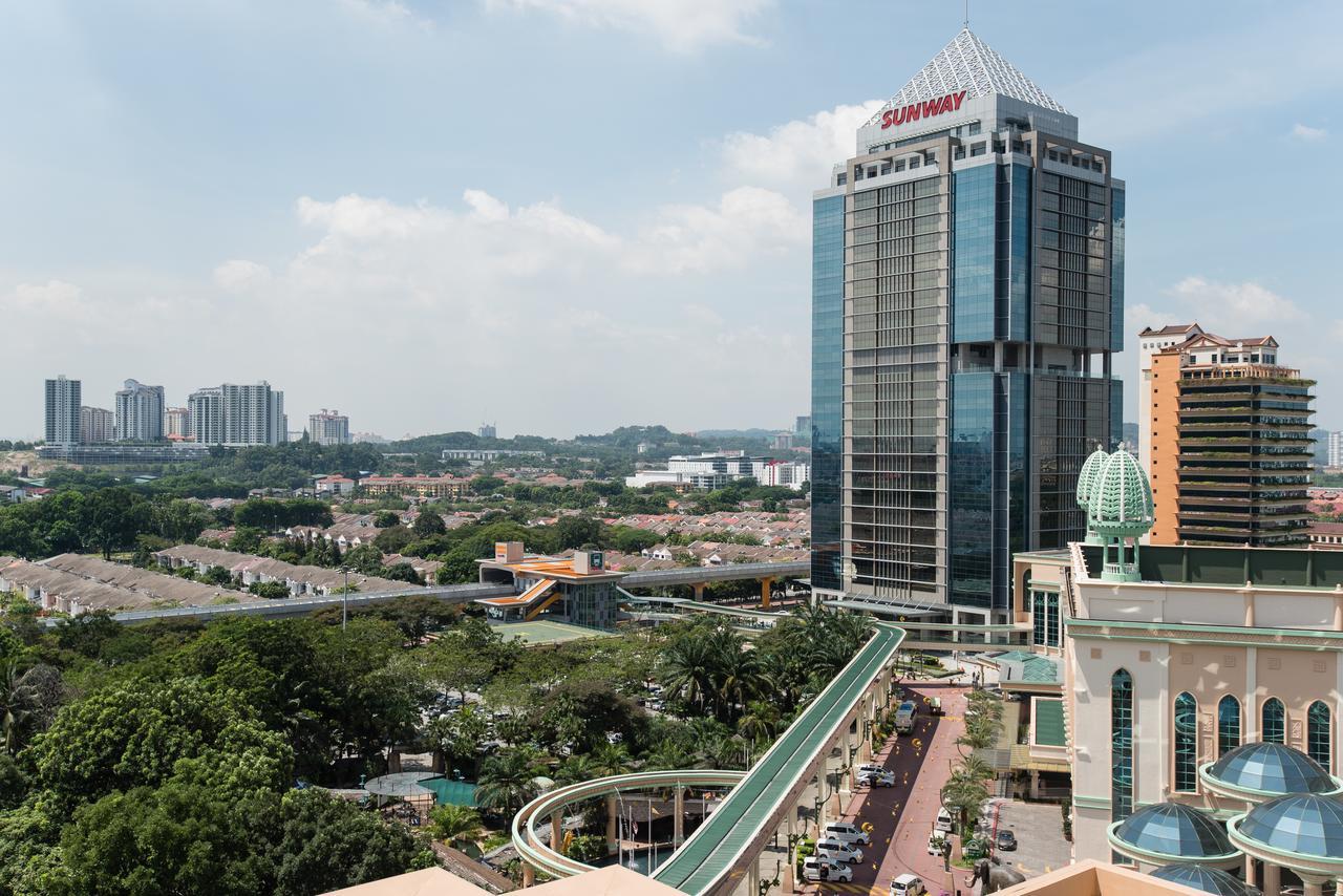 W Studio Resort Suites Petaling Dzsaja Kültér fotó